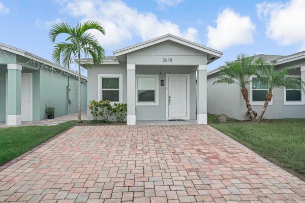 West Gate Estates, 2618 Saginaw Ave, West Palm Beach, Florida 33409, image 1