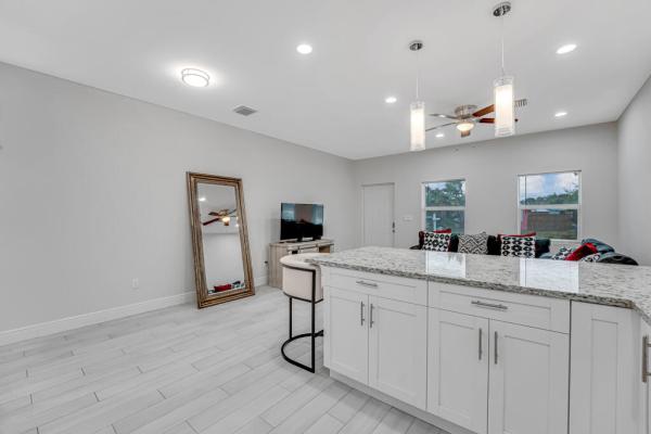 West Gate Estates, 2618 Saginaw Ave, West Palm Beach, Florida 33409, image 3