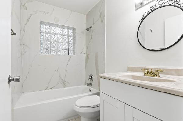 Brentwood Lakes, 6130 Blue Grass Cir #, Lake Worth, Florida 33463, image 2
