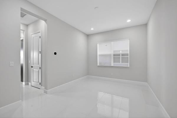 14052 Spruce Pine Dr, Westlake, Florida 33470, image 2
