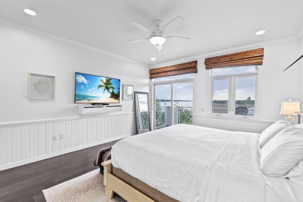 Olde Village Pointe, 305 E Ocean Ave #TH-7, Lantana, Florida 33462, image 2