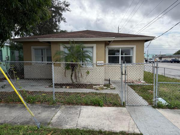 Freshwater Avenue, 926 14th St, West Palm Beach, Florida 33401, image 1