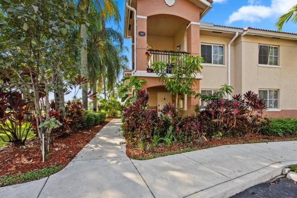 The Cove At Briar Bay, 3486 Briar Bay Blvd #101, West Palm Beach, Florida 33411, image 3