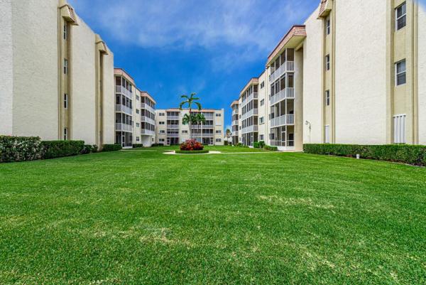 646 Snug Harbor Dr #H301, Boynton Beach, Florida 33435, image 1