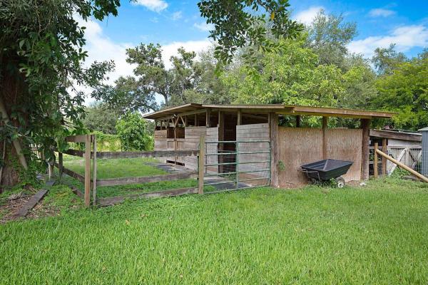 Loxahatchee Groves Residential, 359 W D Rd, Loxahatchee, Florida 33470, image 2