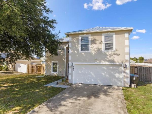 981 SW Mcelroy Ave, Port St. Lucie, Florida 34984, image 1