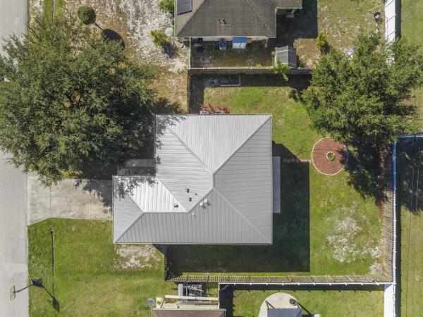 981 SW Mcelroy Ave, Port St. Lucie, Florida 34984, image 1