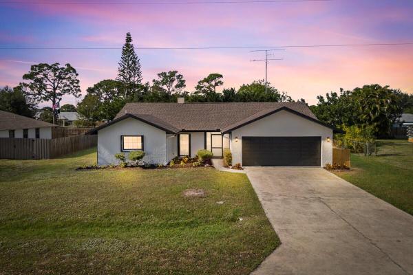 Holiday Pines, 5310 Echo Pines Cir, Fort Pierce, Florida 34951, image 1