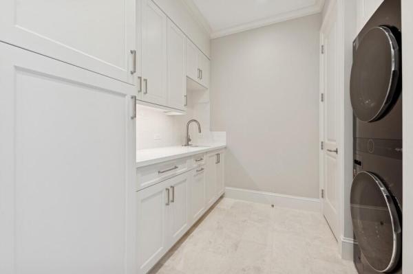 Polan, 433 Antigua Ln, Palm Beach, Florida 33480, image 2