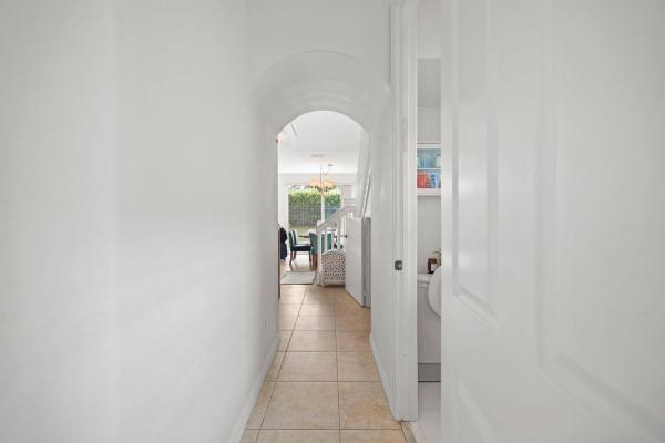 The Village At Swinton Square, 106 S Longport Cir #14H, Delray Beach, Florida 33444, image 1