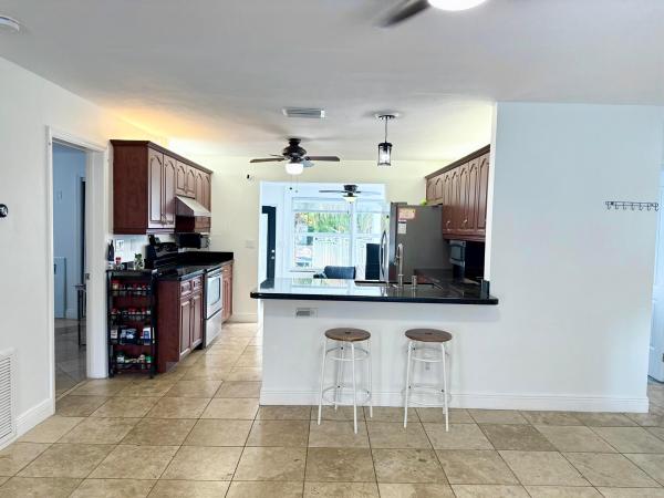 Avon Heights, 4540 SW 28th Ter, Dania Beach, Florida 33312, image 3