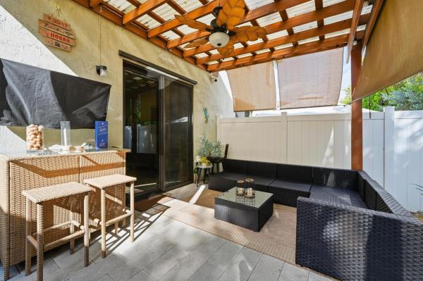 Aquabella, 10441 W 32nd Ln, Hialeah, Florida 33018, image 1