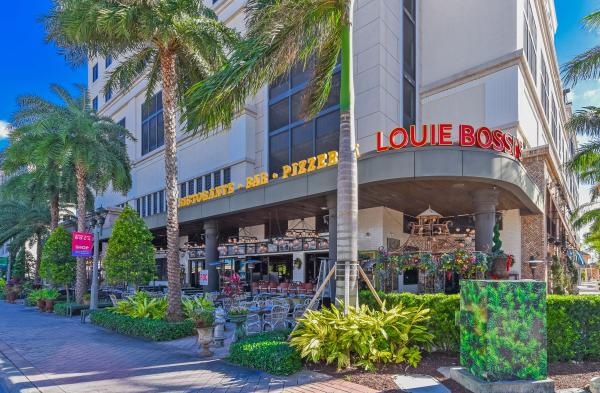 Royal Palm Residences, 485 E Royal Palm Rd #403, Boca Raton, Florida 33432, image 2