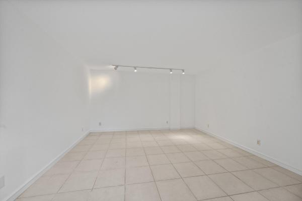 Park Place, 369 S Lake Dr #2E, Palm Beach, Florida 33480, image 1