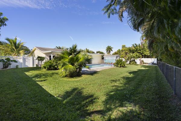 La Mancha, 113 Barcelona Dr, Royal Palm Beach, Florida 33411, image 1