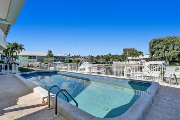 Hampton House West, 2311 NE 36th St #2F, Lighthouse Point, Florida 33064, image 3