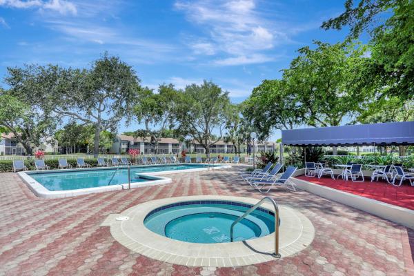 Meadowridge, 2297 SW 15th St #127, Deerfield Beach, Florida 33442, image 1