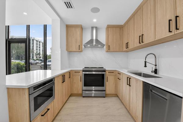 Lakewood Midrise At Boca West Country Club, 7819 Lakeside Blvd #812, Boca Raton, Florida 33434, image 1