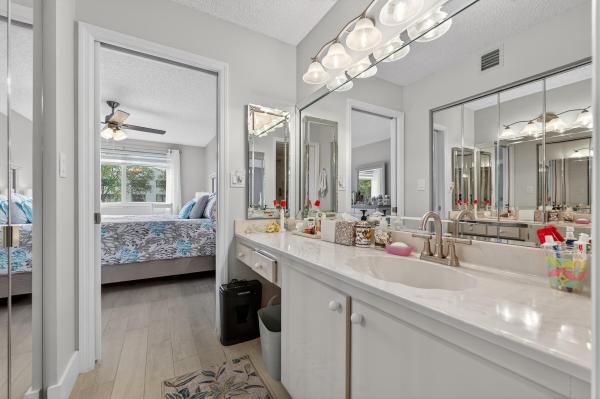 Devon, 7142 S Devon Dr #210, Tamarac, Florida 33321, image 2