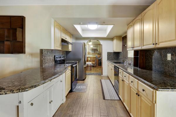 Garden Isles, 10868 Larch Ct, Palm Beach Gardens, Florida 33418, image 2