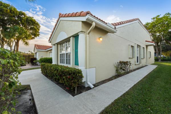 Floral Lakes, 15305 Ixora Rd, Delray Beach, Florida 33484, image 1