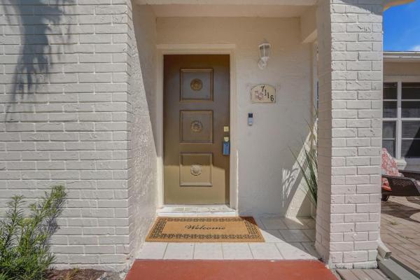 7116 Pine Bluff Dr, Lake Worth, Florida 33467, image 1