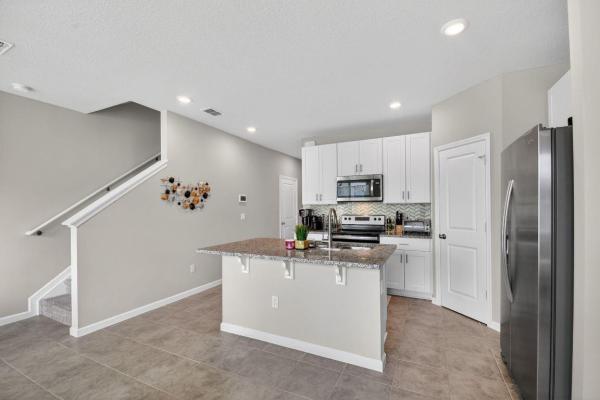 5649 Mentmore Dr, Mangonia Park, Florida 33407, image 1