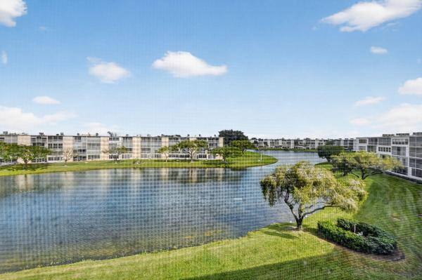Guildford At Century Village, 4051 Guildford C, Boca Raton, Florida 33434, image 1