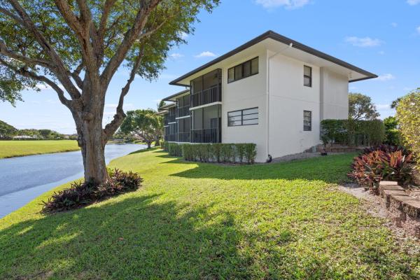 451 Greensward Ln #201-B, Delray Beach, Florida 33445, image 1