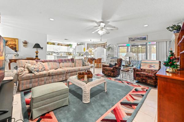 Emerald Isle At Lake Charleston, 7717 Cedar Hurst Ct, Lake Worth, Florida 33467, image 1