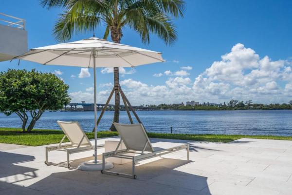 The Cove, 2784 S Ocean Blvd, Palm Beach, Florida 33480, image 1