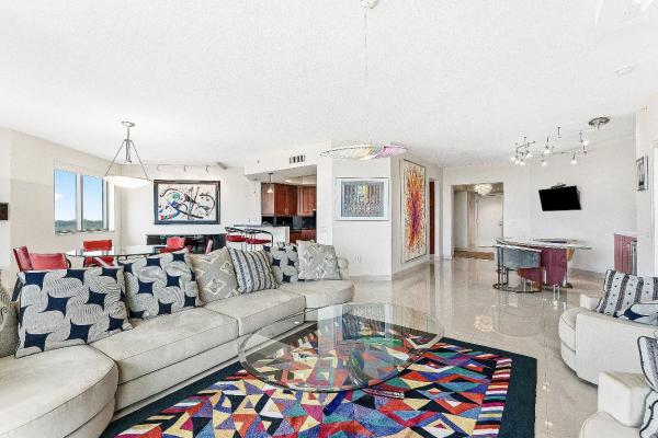 The Landmark At The Gardens, 3630 Gardens Pkwy #1203c, Palm Beach Gardens, Florida 33410, image 1