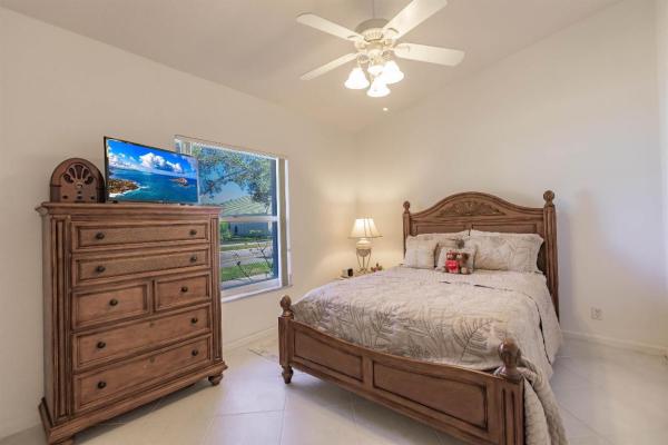The Estates Of Royal Palm Beach, 113 Sugarwood Cres, Royal Palm Beach, Florida 33411, image 3