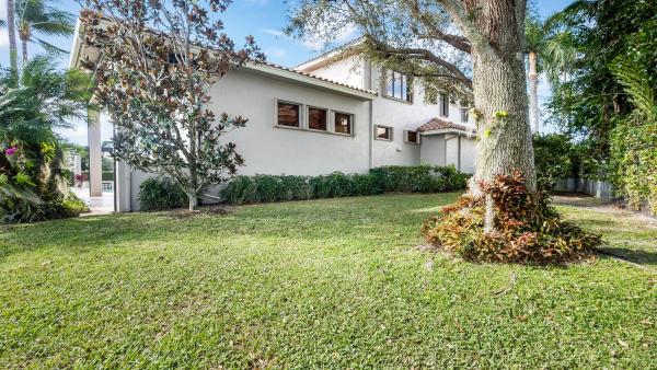 The Oaks At Boca Raton, 17602 Middle Lake Dr, Boca Raton, Florida 33496, image 1