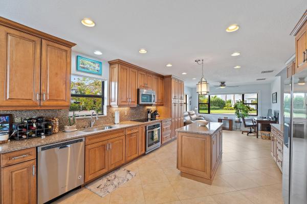 Tequesta Country Club, 348 River Dr, Tequesta, Florida 33469, image 3
