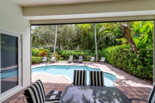 Laguna, 61 Laguna Dr, Palm Beach Gardens, Florida 33418, image 3