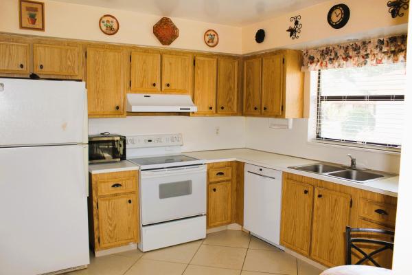Bent Tree Villas West, 9825 Bischofia Tree Way #B, Boynton Beach, Florida 33436, image 2