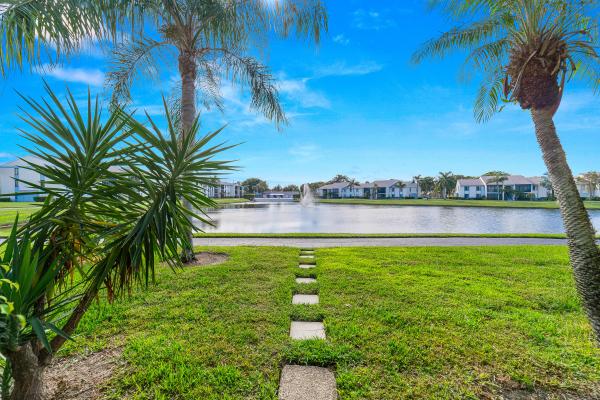 The Palm Club, 1108 Green Pine Blvd #H3, West Palm Beach, Florida 33409, image 1