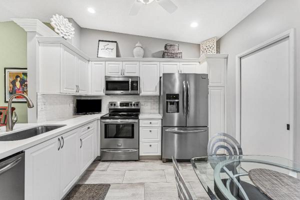 6348 Pointe Pleasant Cir, Delray Beach, Florida 33484, image 3