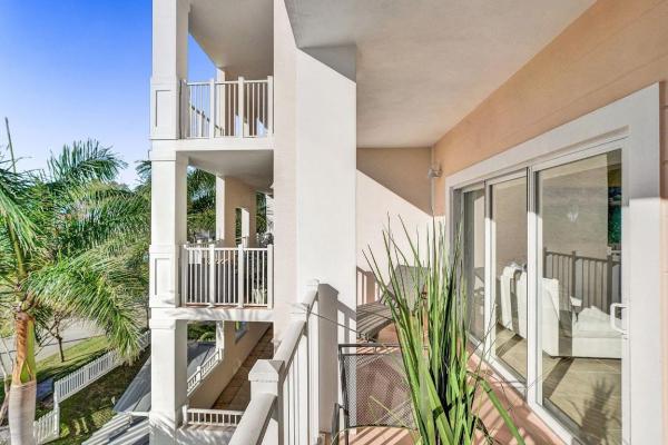 Island Breeze At Deerfield Beach, 1931 NE 2nd St #302, Deerfield Beach, Florida 33441, image 1