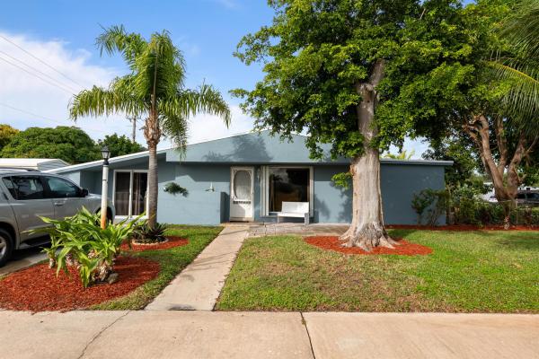 Lantana Heights, 1403 W Broome St, Lantana, Florida 33462, image 1