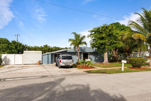 Lantana Heights, 1403 W Broome St, Lantana, Florida 33462, image 2