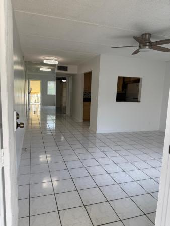 Village Green 1, 555 Purdy Ln #A122, Palm Springs, Florida 33461, image 2