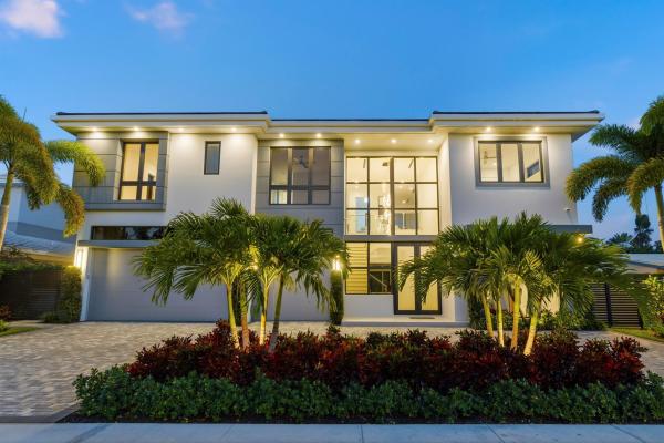 Boca Villas, 1050 NE 3rd Ave, Boca Raton, Florida 33432, image 1