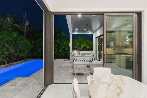 1050 NE 3rd Ave, Boca Raton, Florida 33432, image 2