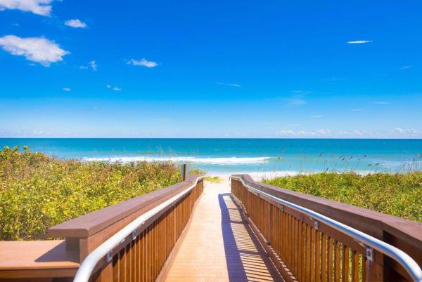 Hibiscus By The Sea, 3870 N Highway A1a #304, Fort Pierce, Florida 34949, image 2