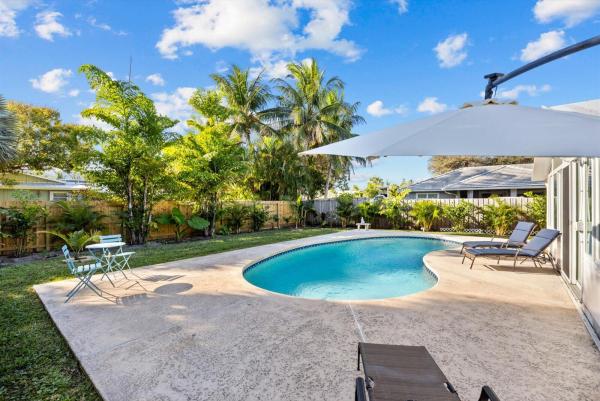 Surfside, 1805 Plover Ave, Fort Pierce, Florida 34949, image 2