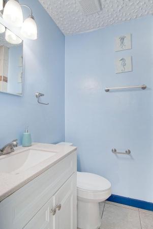 Sheraton Plaza, 2902 Essex Dr, Fort Pierce, Florida 34946, image 3
