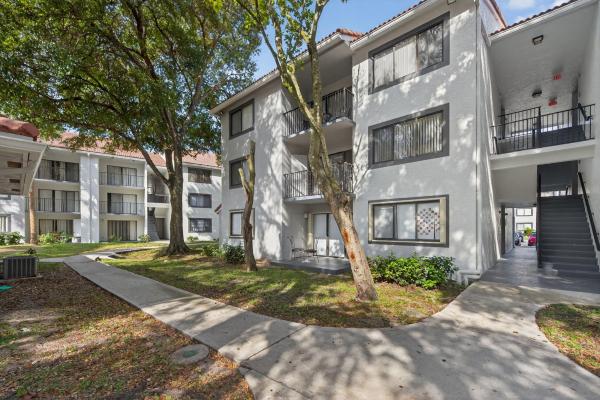 Visconti, 9200 W Atlantic Blvd #1433, Coral Springs, Florida 33071, image 1