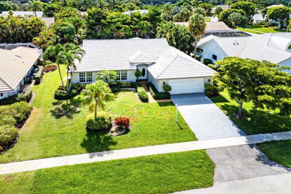 Delaire Country Club, 4572 White Cedar Ln, Delray Beach, Florida 33445, image 2